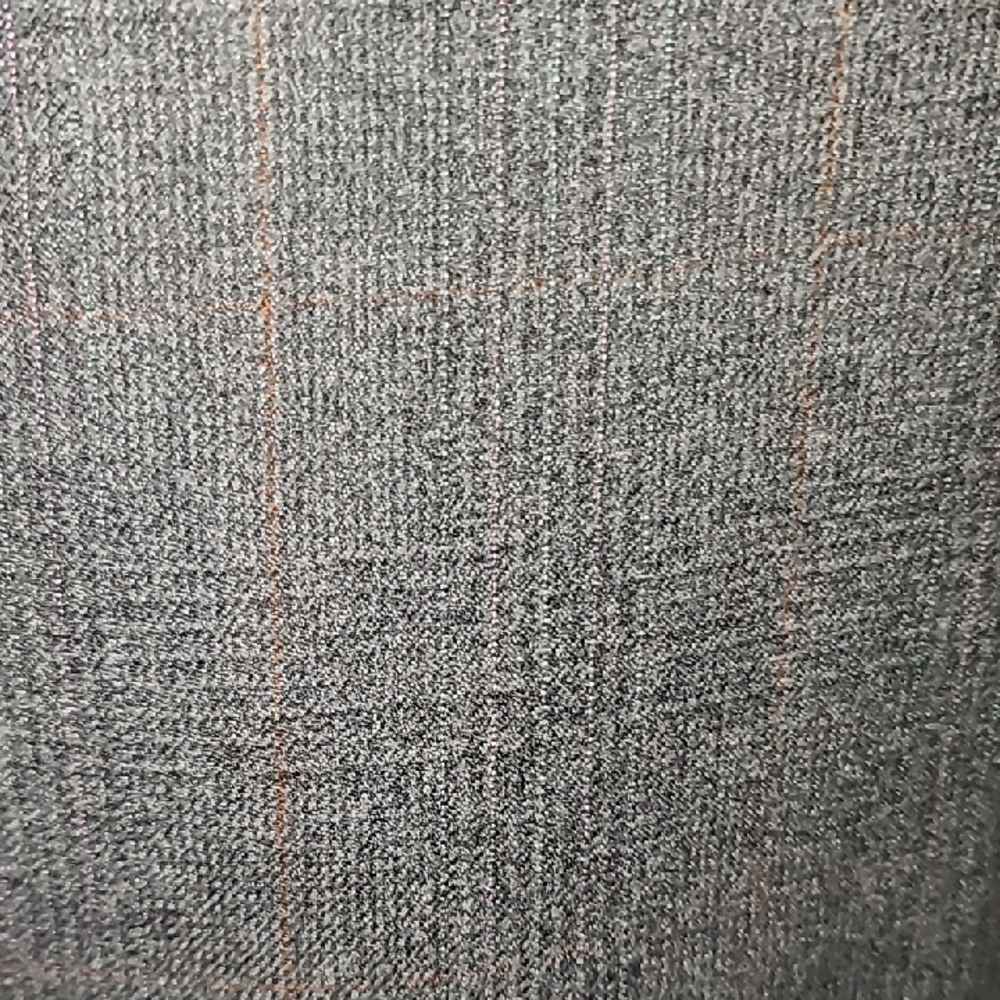 Gray Tailored Suit With Subtle Texture - image 4